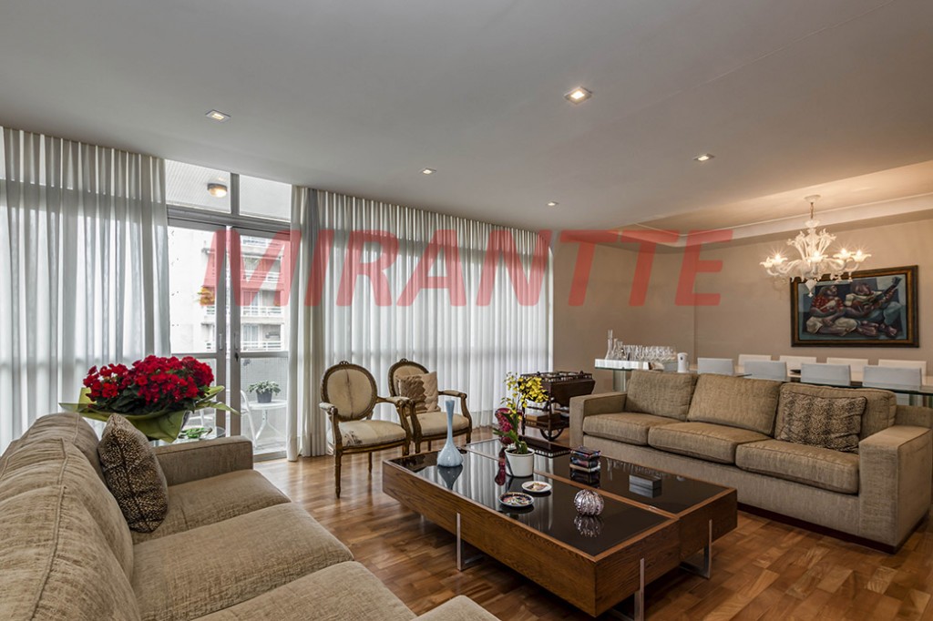 Apartamento de 285m² com 4 quartos em Jardim America