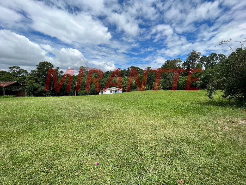 Terreno de 57000m² em São Roque