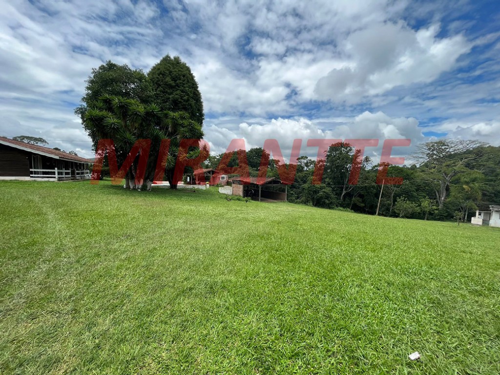 Terreno de 57000m² em São Roque