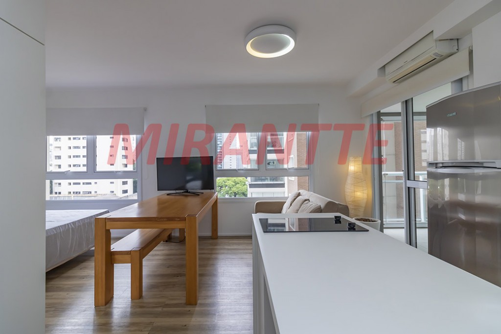 Apartamento de 35m² com 1 quarto em Vila Olimpia