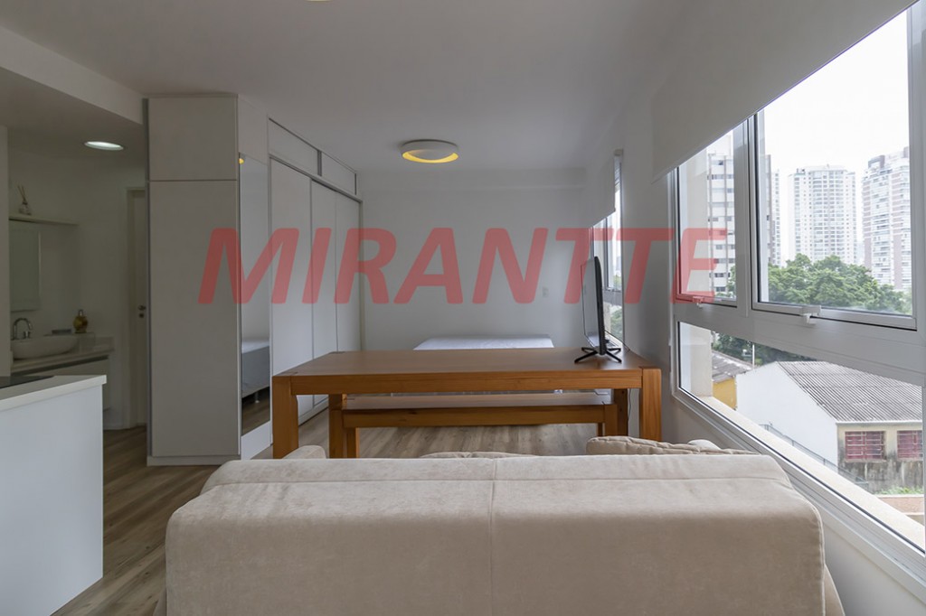 Apartamento de 35m² com 1 quarto em Vila Olimpia