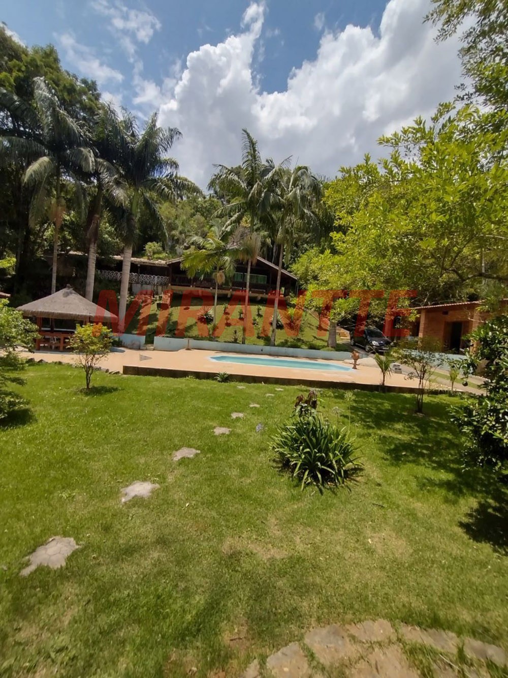 ChÁcara de 20000m² com 10 quartos em Centro – Mairiporã