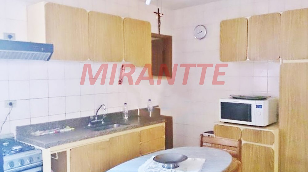 Sobrado de 320m² com 3 quartos em Parada Inglesa