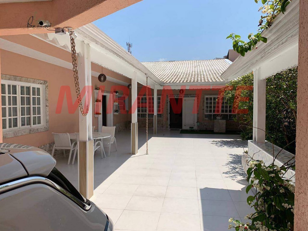 Casa terrea de 366m² com 4 quartos em Vila Assunção
