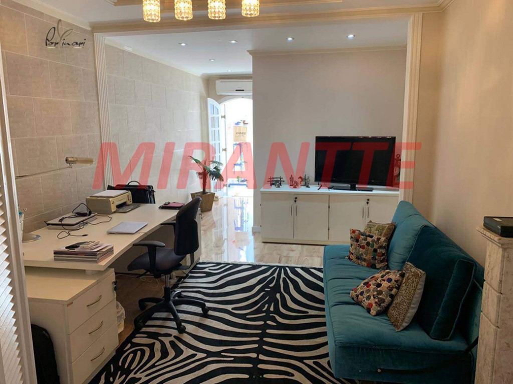 Casa terrea de 366m² com 4 quartos em Vila Assunção