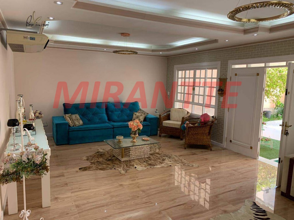 Casa terrea de 366m² com 4 quartos em Vila Assunção
