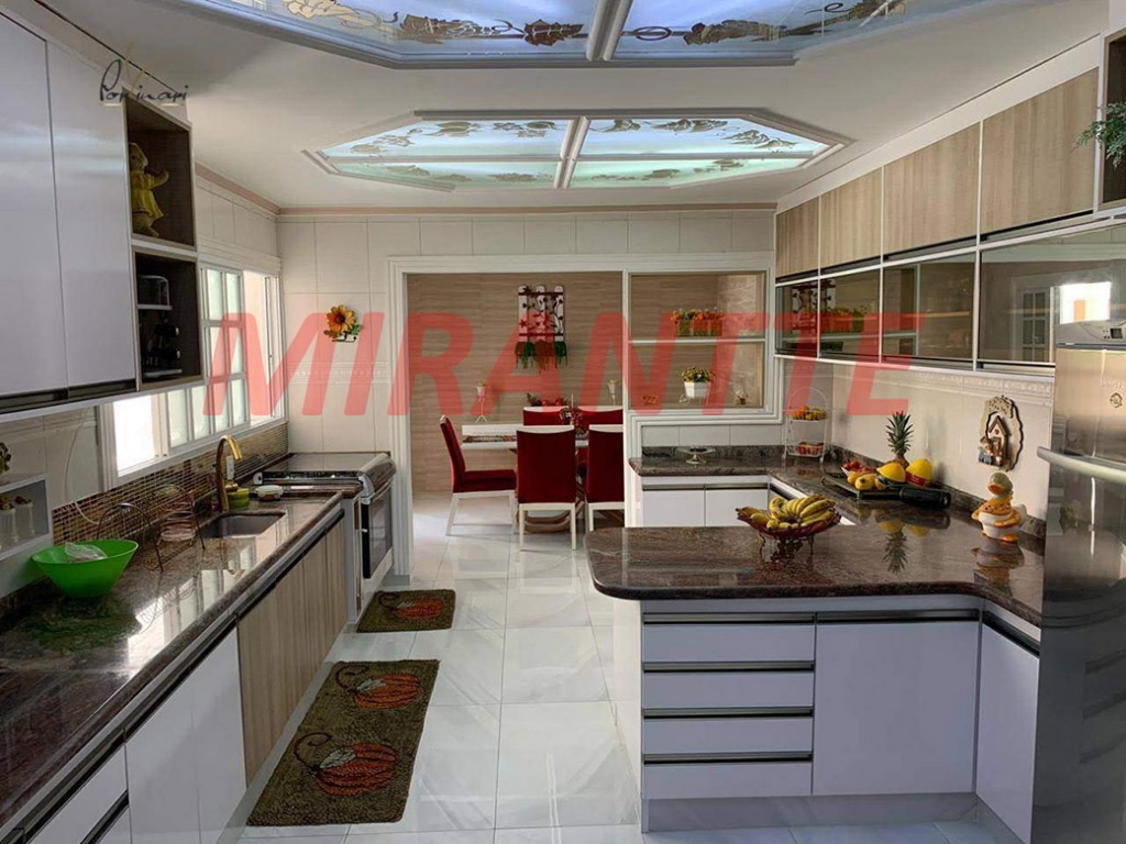 Casa terrea de 366m² com 4 quartos em Vila Assunção