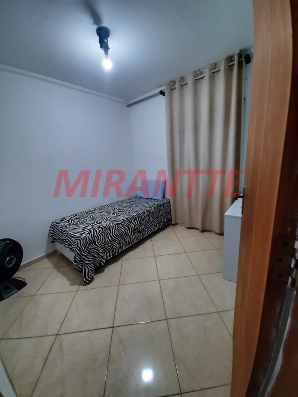 Sobrado de 300m² com 3 quartos em Jardim Flor de Maio