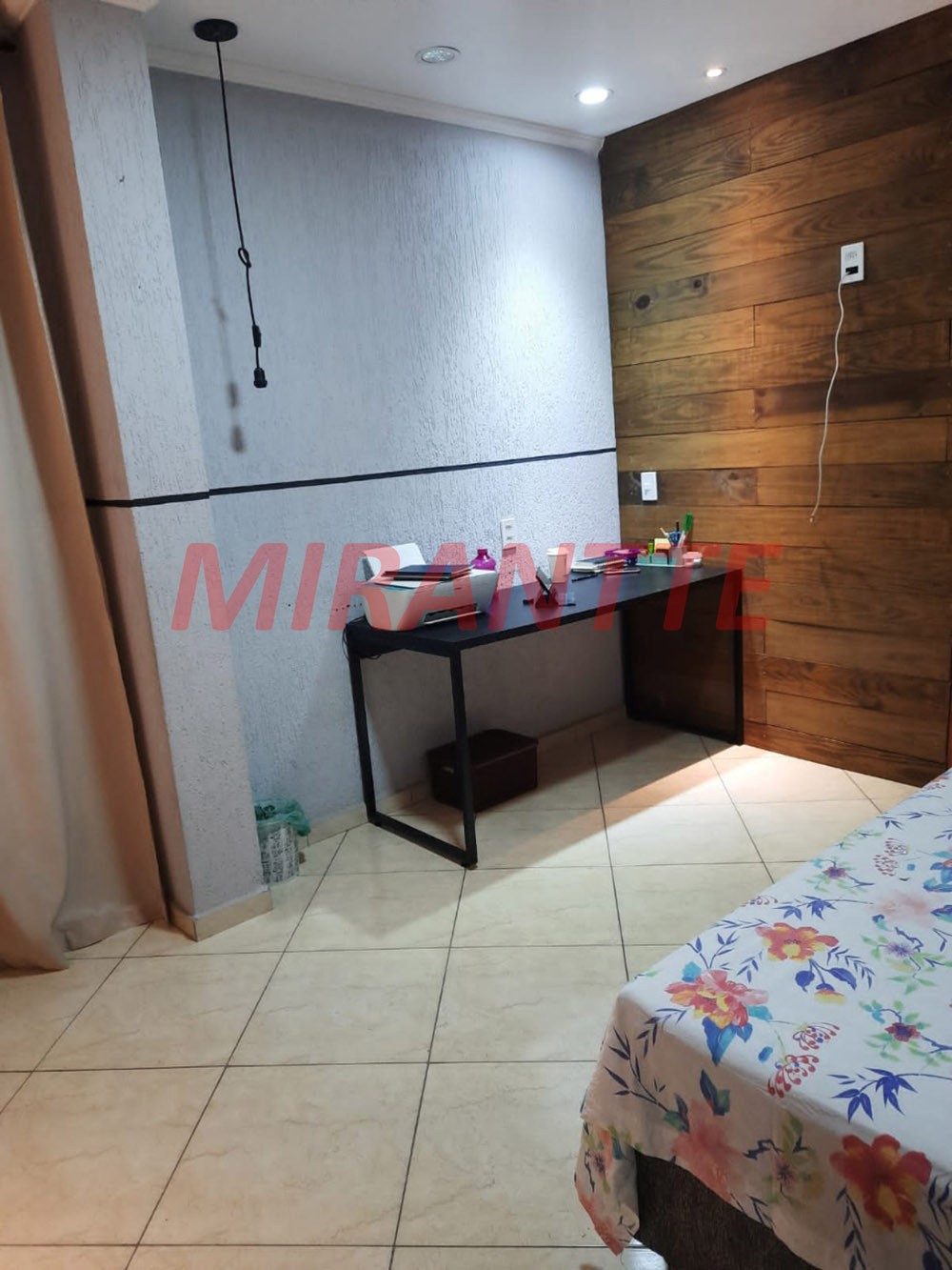 Sobrado de 300m² com 3 quartos em Jardim Flor de Maio