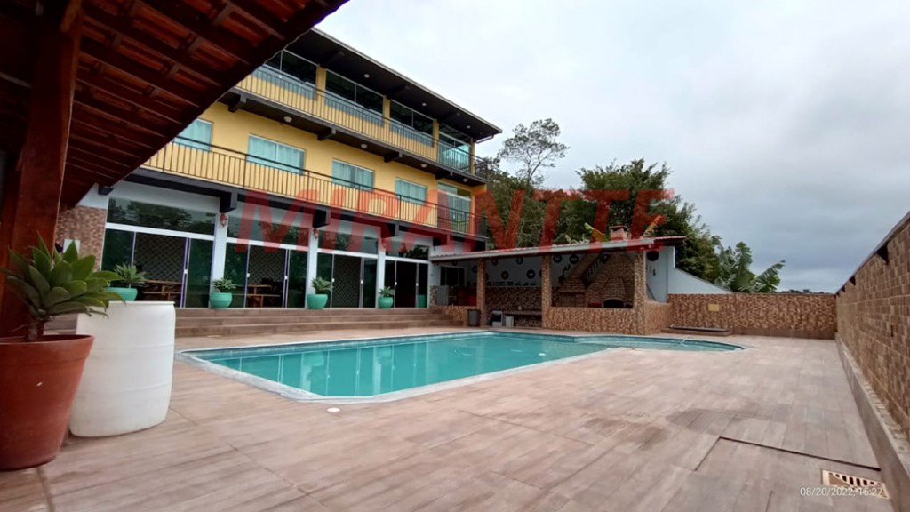 Sobrado de 600m² com 5 quartos em SANTA IN