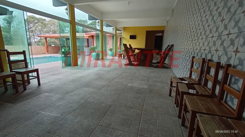 Sobrado de 600m² com 5 quartos em SANTA IN