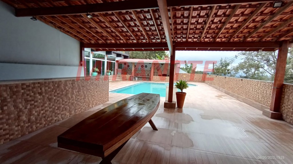 Sobrado de 600m² com 5 quartos em SANTA IN
