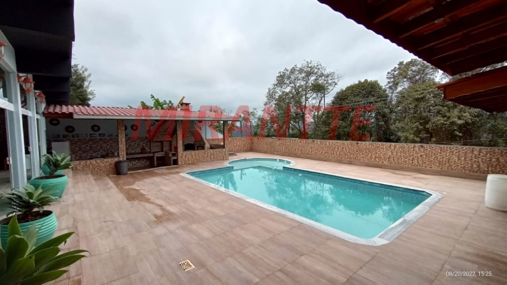 Sobrado de 600m² com 5 quartos em SANTA IN