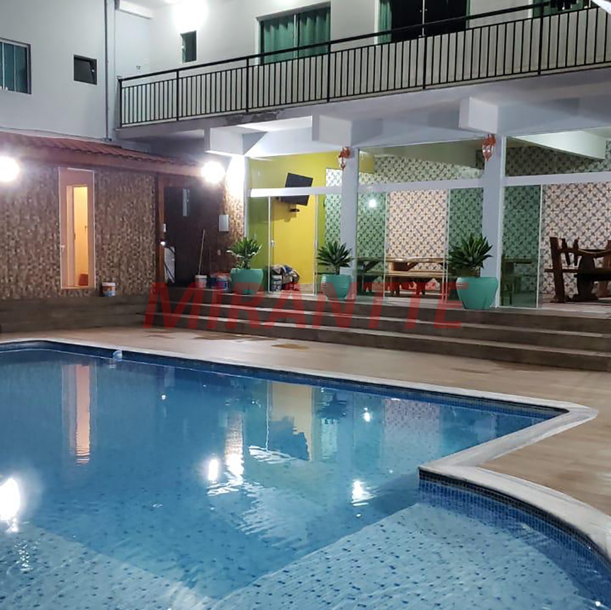 Sobrado de 600m² com 5 quartos em SANTA IN