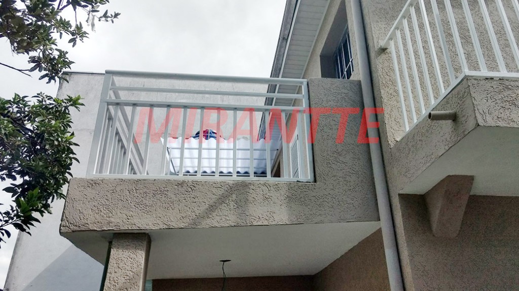 Sobrado de 350m² com 10 quartos em Parque Peruche