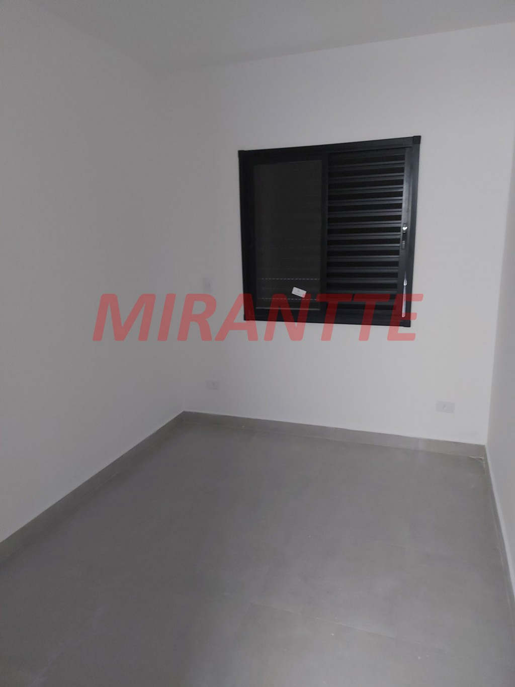 Comercial em Parque Peruche