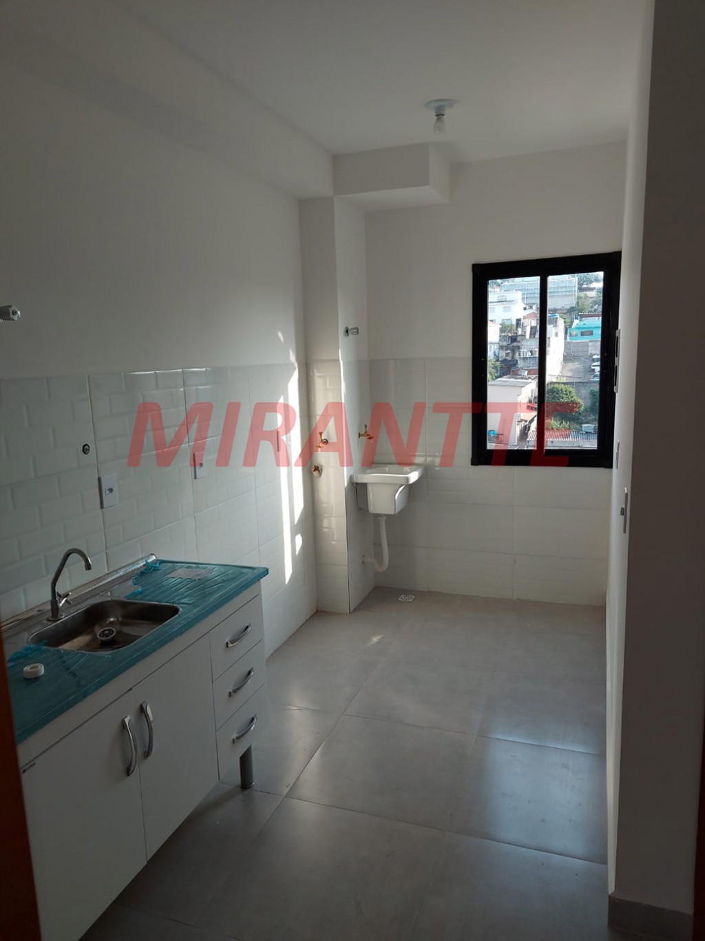 Comercial em Parque Peruche