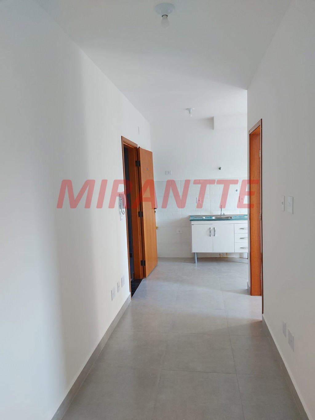 Comercial em Parque Peruche