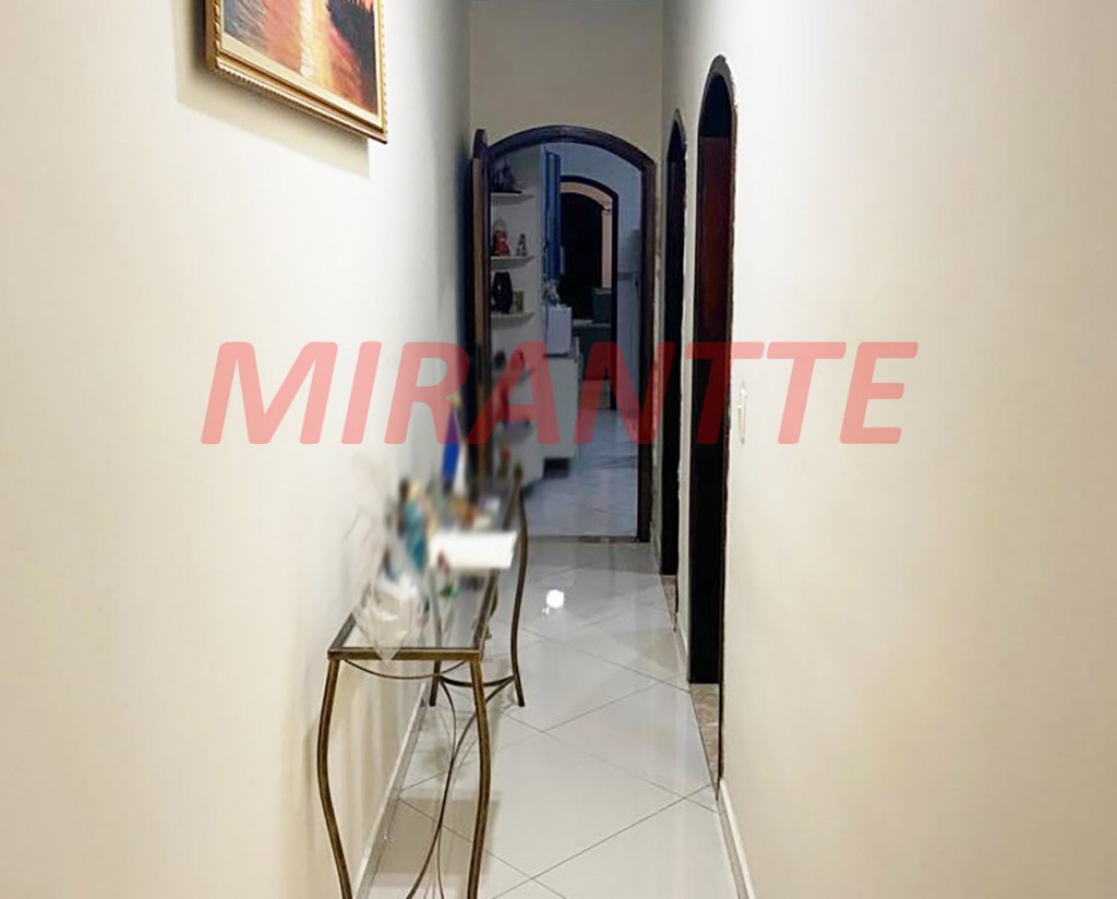 Casa terrea de 197m² com 3 quartos em Jardim Santa Mena
