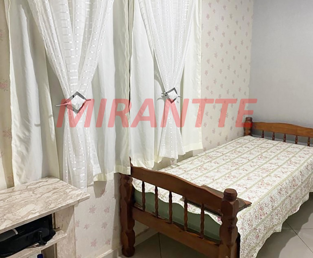 Casa terrea de 197m² com 3 quartos em Jardim Santa Mena