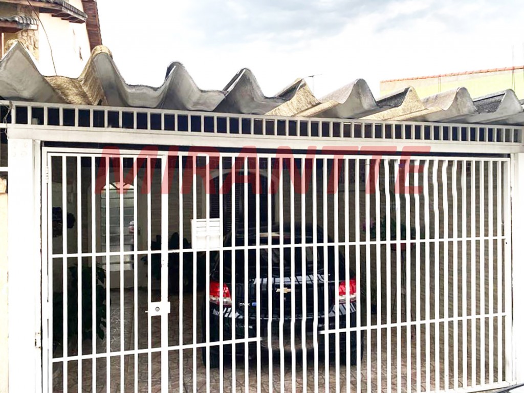 Casa terrea de 197m² com 3 quartos em Jardim Santa Mena