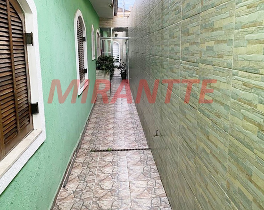 Casa terrea de 197m² com 3 quartos em Jardim Santa Mena
