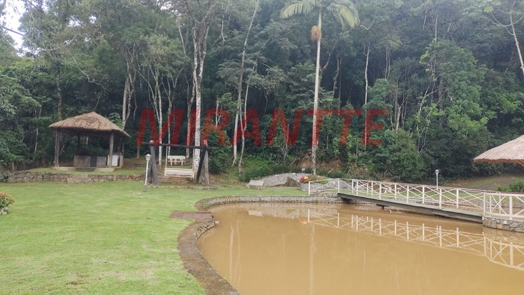 Terreno de 800m² em Santa Ines