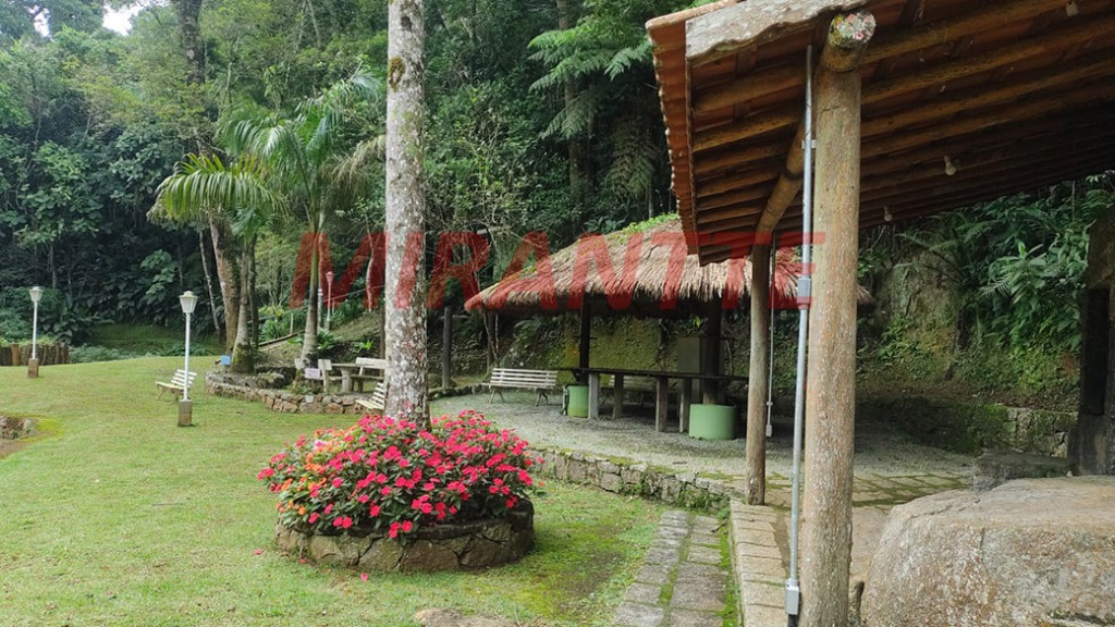 Terreno de 800m² em Santa Ines