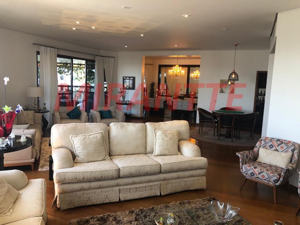 Apartamento de 449m² com 4 quartos em Vila Suzana