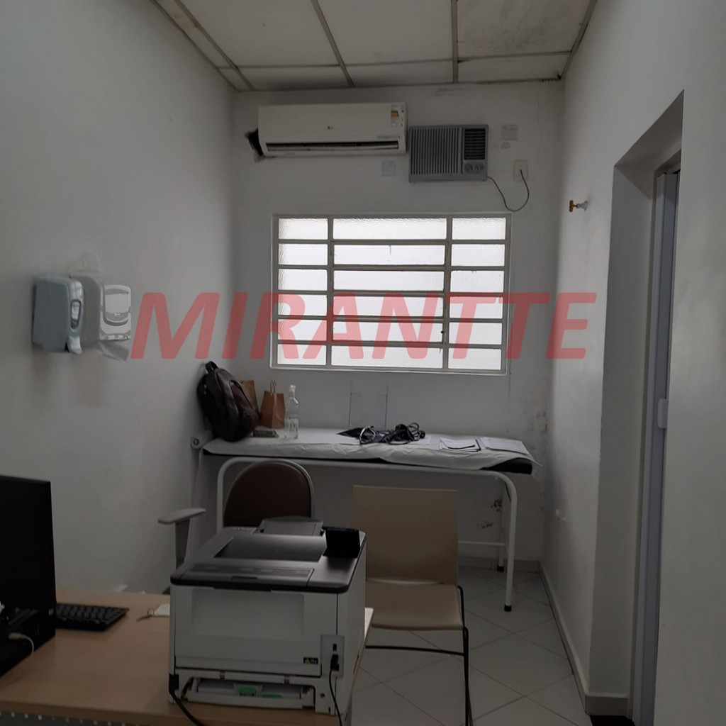 Comercial de 1.451m² em Centro