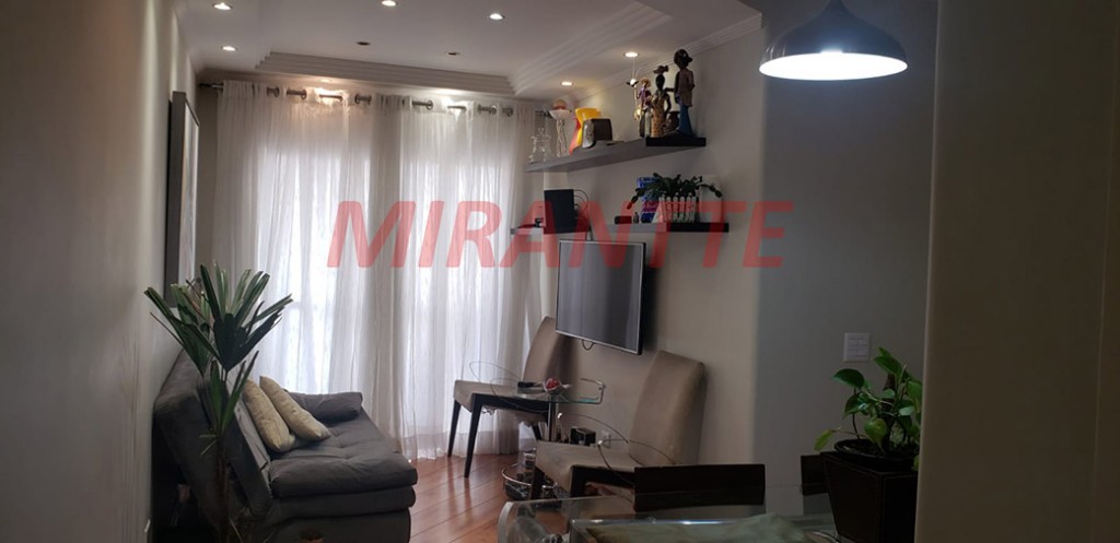 Apartamento de 60m² com 2 quartos em Santa Teresinha