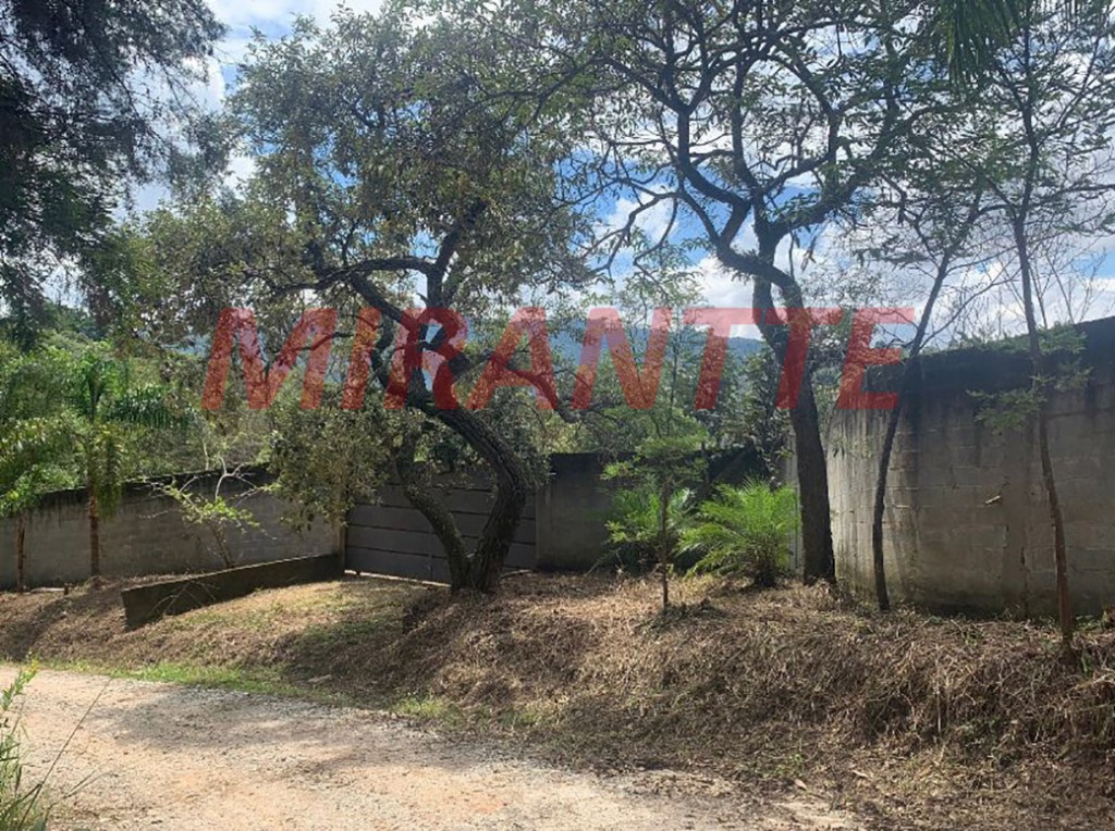 Terreno de 4376m² em Serra da Cantareira