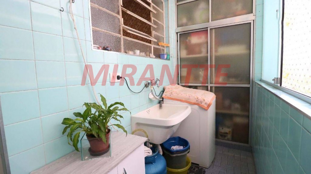 Apartamento de 72m² com 2 quartos em Santana