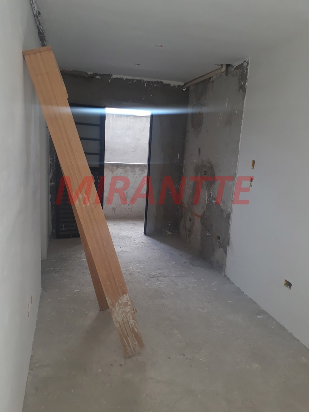 Apartamento de 43m² com 2 quartos em Penha