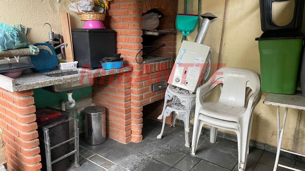 Casa terrea de 200m² com 4 quartos em Vila Ester