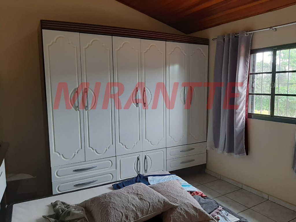 Casa terrea de 81m² com 2 quartos em Portão