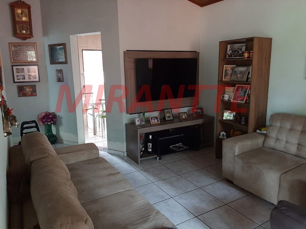 Casa terrea de 81m² com 2 quartos em Portão