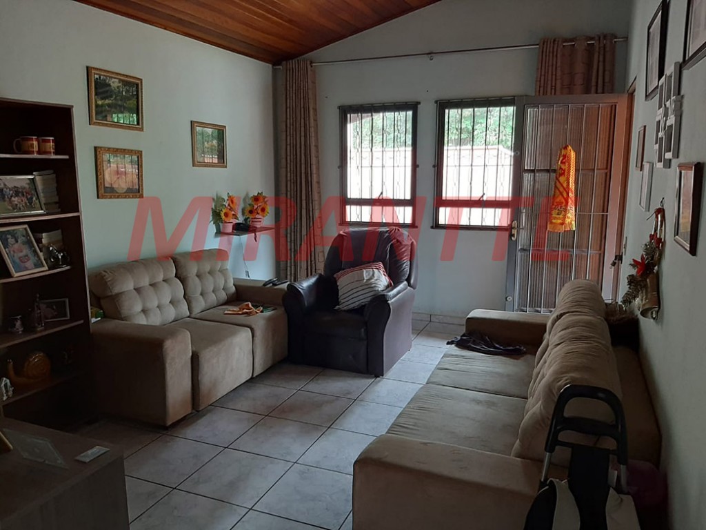 Casa terrea de 81m² com 2 quartos em Portão