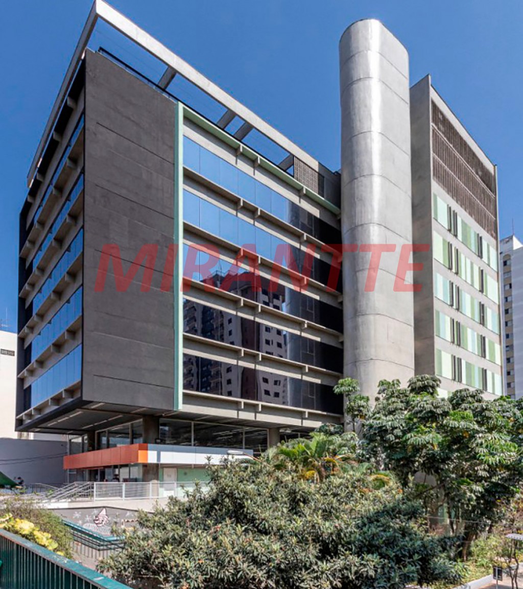 Comercial de 3220m² em Pinheiros
