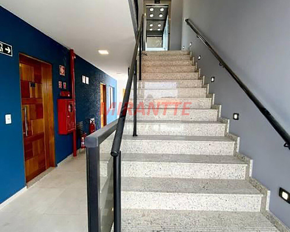 Apartamento de 52m² com 2 quartos em Vila Nivi