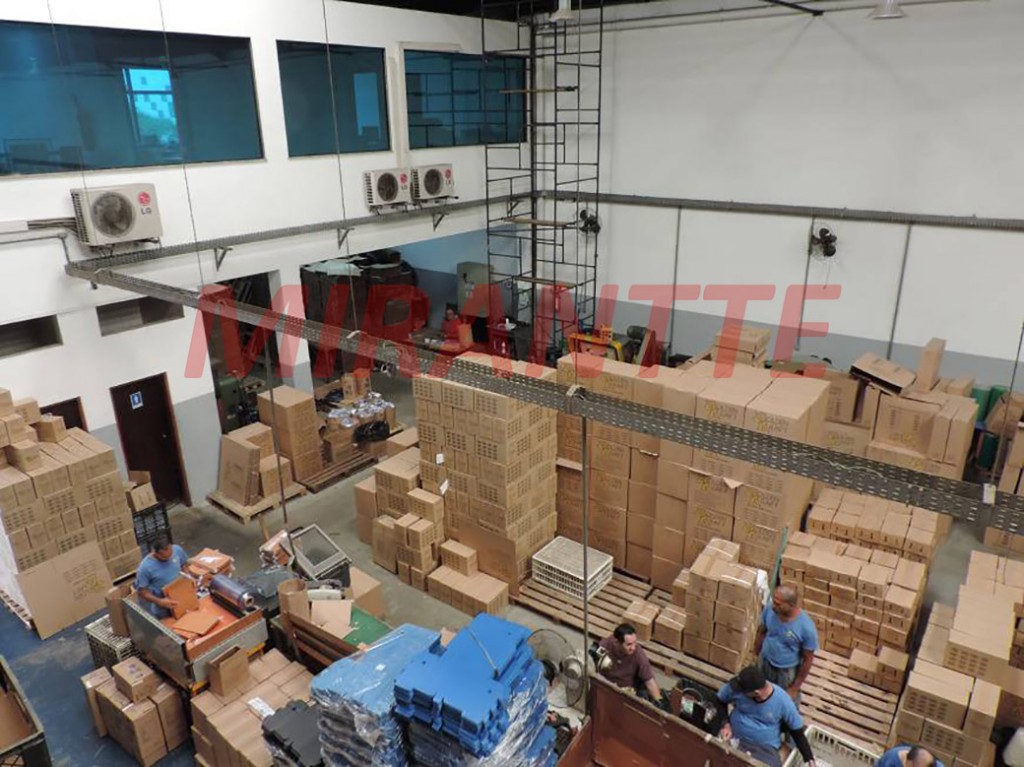 Galpao de 1234m² em Santo Amaro