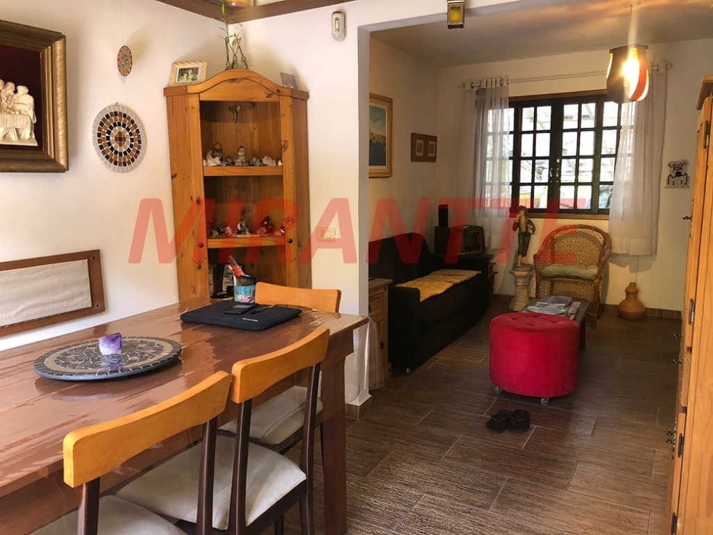 Sobrado de 135m² com 2 quartos em Santana