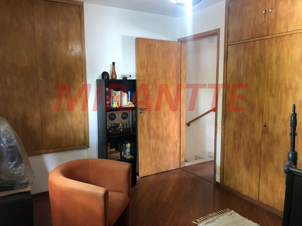 Sobrado de 135m² com 2 quartos em Santana