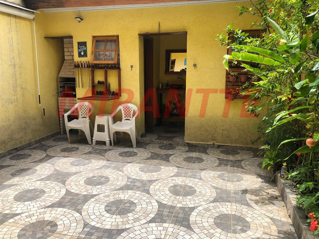 Sobrado de 135m² com 2 quartos em Santana