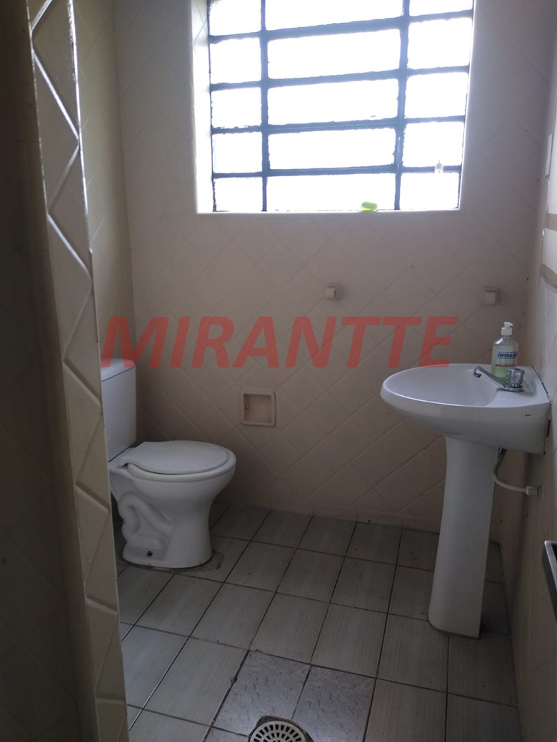 Comercial de 180m² em Luz