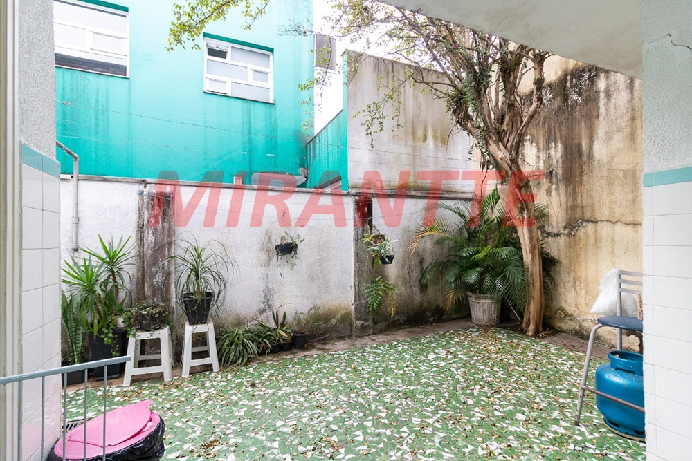Sobrado de 160m² com 3 quartos em Água Fria