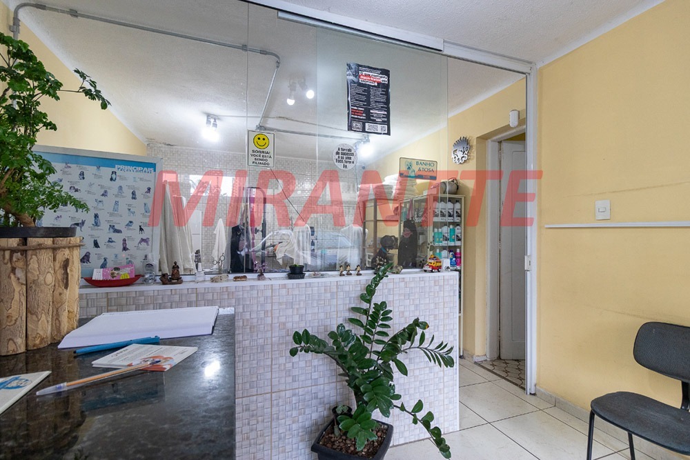 Sobrado de 160m² com 3 quartos em Água Fria