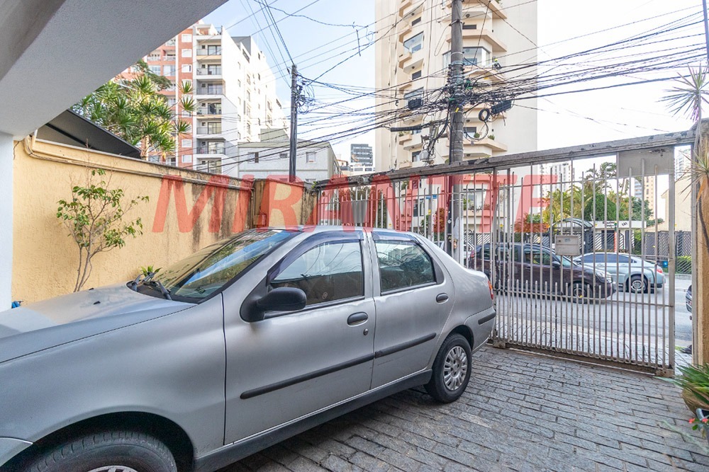 Sobrado de 160m² com 3 quartos em Água Fria