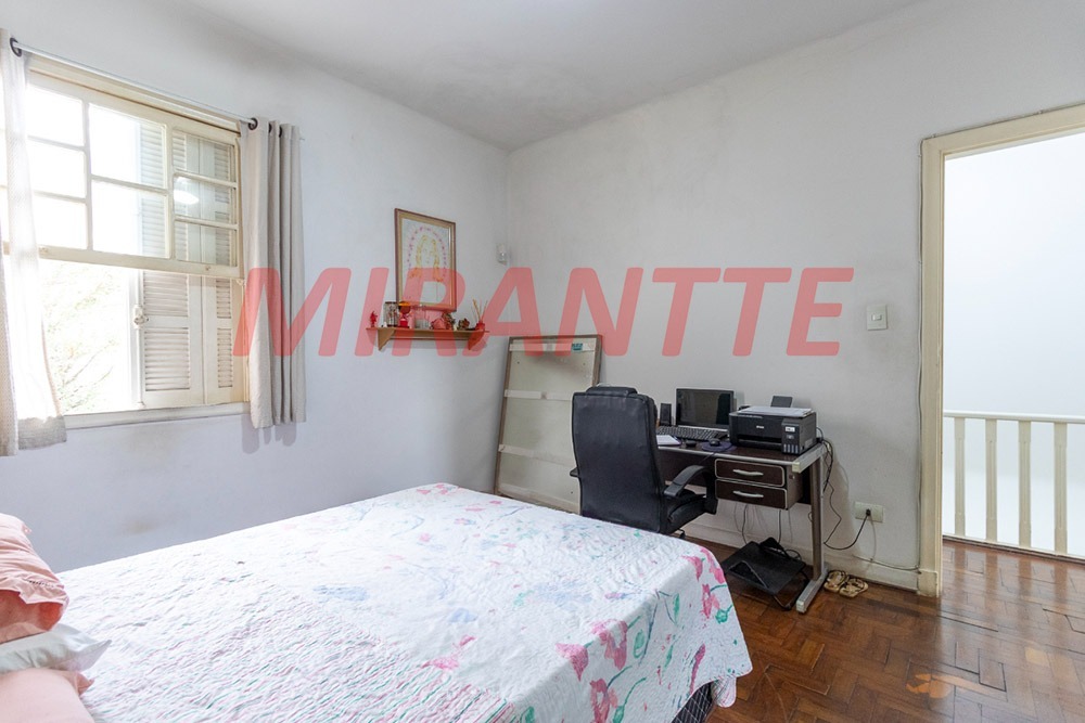 Sobrado de 160m² com 3 quartos em Água Fria