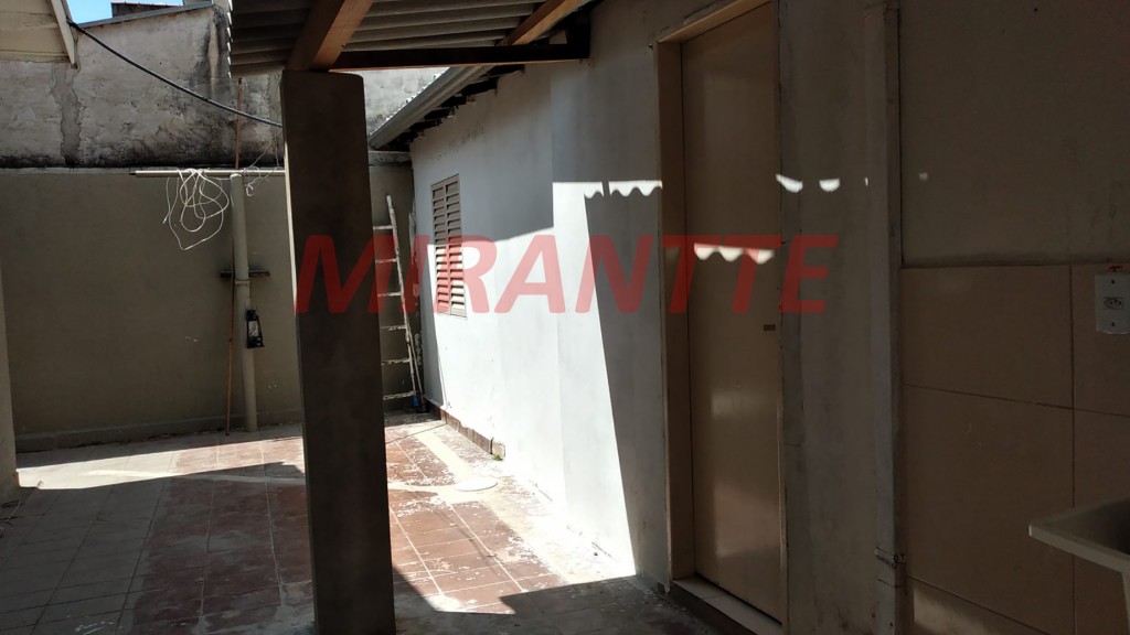 Casa terrea com 3 quartos em Vila Itaici